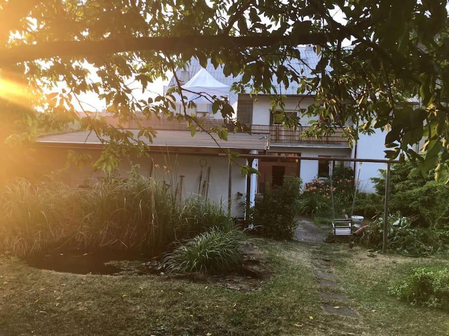 Casa Linum. U Centra Zlina S Atmosferou Venkova. *